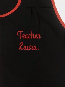 bordado-nombre-teacher-laura